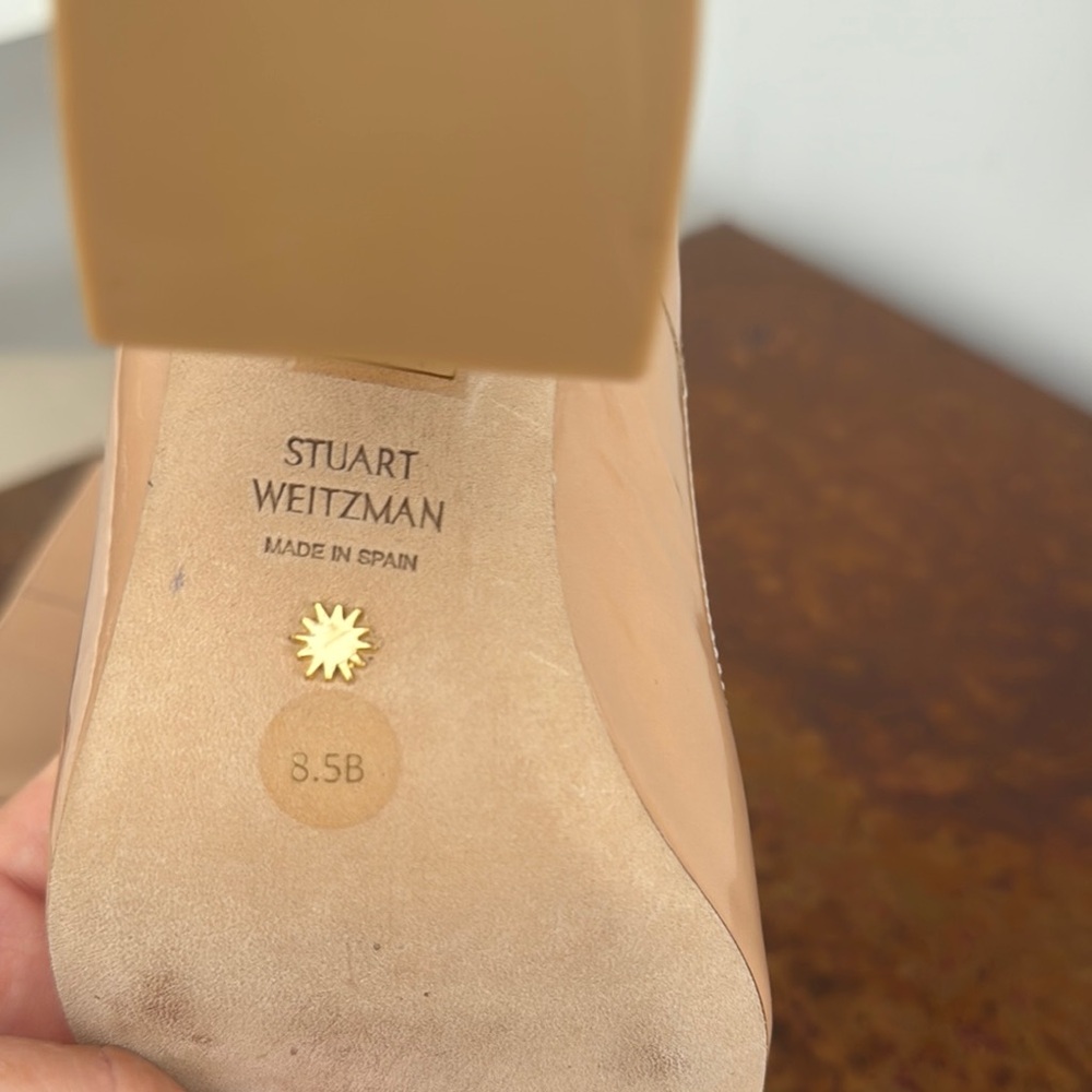 Stuart Weitzman Tan Heels Classic Minimalist Design - Picture 2 of 3